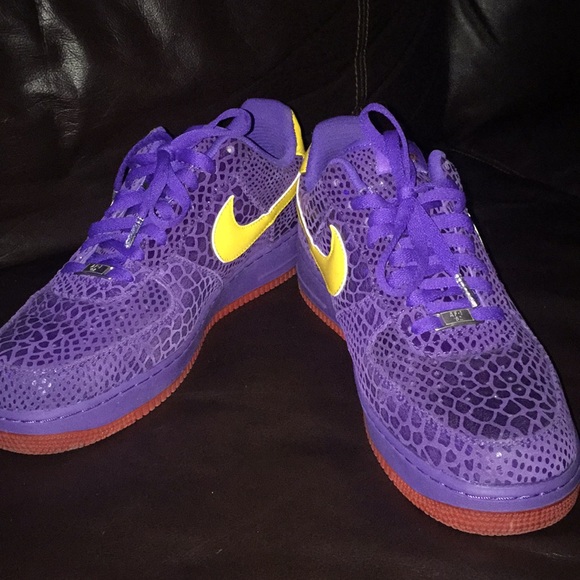 Air Force low - Picture 4 of 6